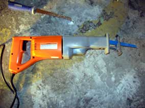 Cheap reciprocating saw from Harbor Freight