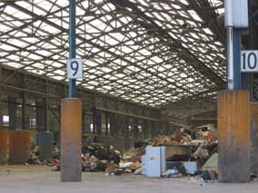 Waste transfer station