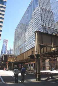 James R. Thompson Center (Helmut Jahn, 1985)