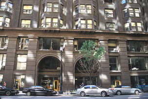 Monadnock Building (Burnham and Root, 1891; Holabird and Roche, 1893)
