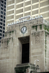 Chicago Daily News Building / Riverside Plaza (Holabird and Root, 1929)