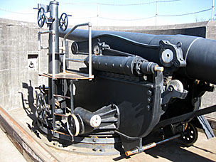 Fort Stevens Battery Pratt Gun Replica