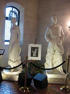 Statues of George and Lydie Marland at Marland Estate, Ponca City, Oklahoma