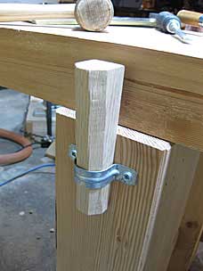 Test-fitting main wedge for workbench top