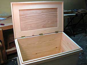 Tool chest with lid after installing hinges, open