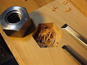 Recess for acme nut in moxon vise